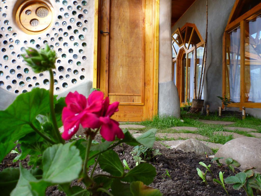 Earthship Patagonia Eco Accommodations เอลโบลซอน ภายนอก รูปภาพ
