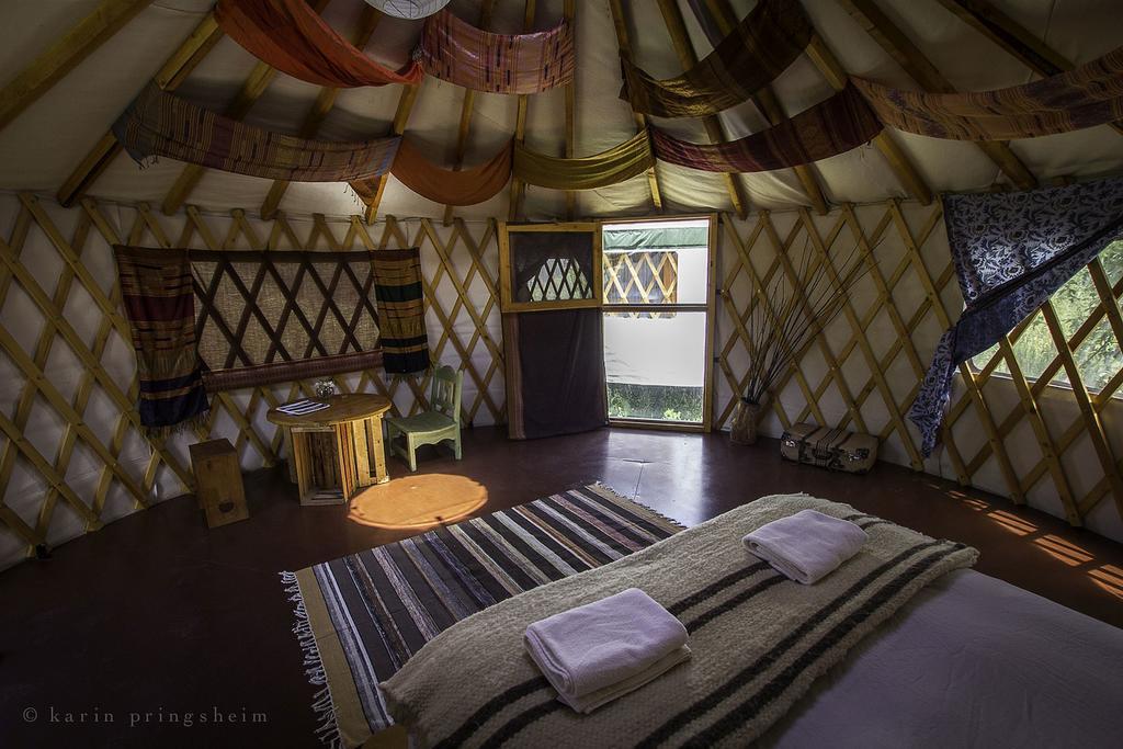 Earthship Patagonia Eco Accommodations เอลโบลซอน ภายนอก รูปภาพ
