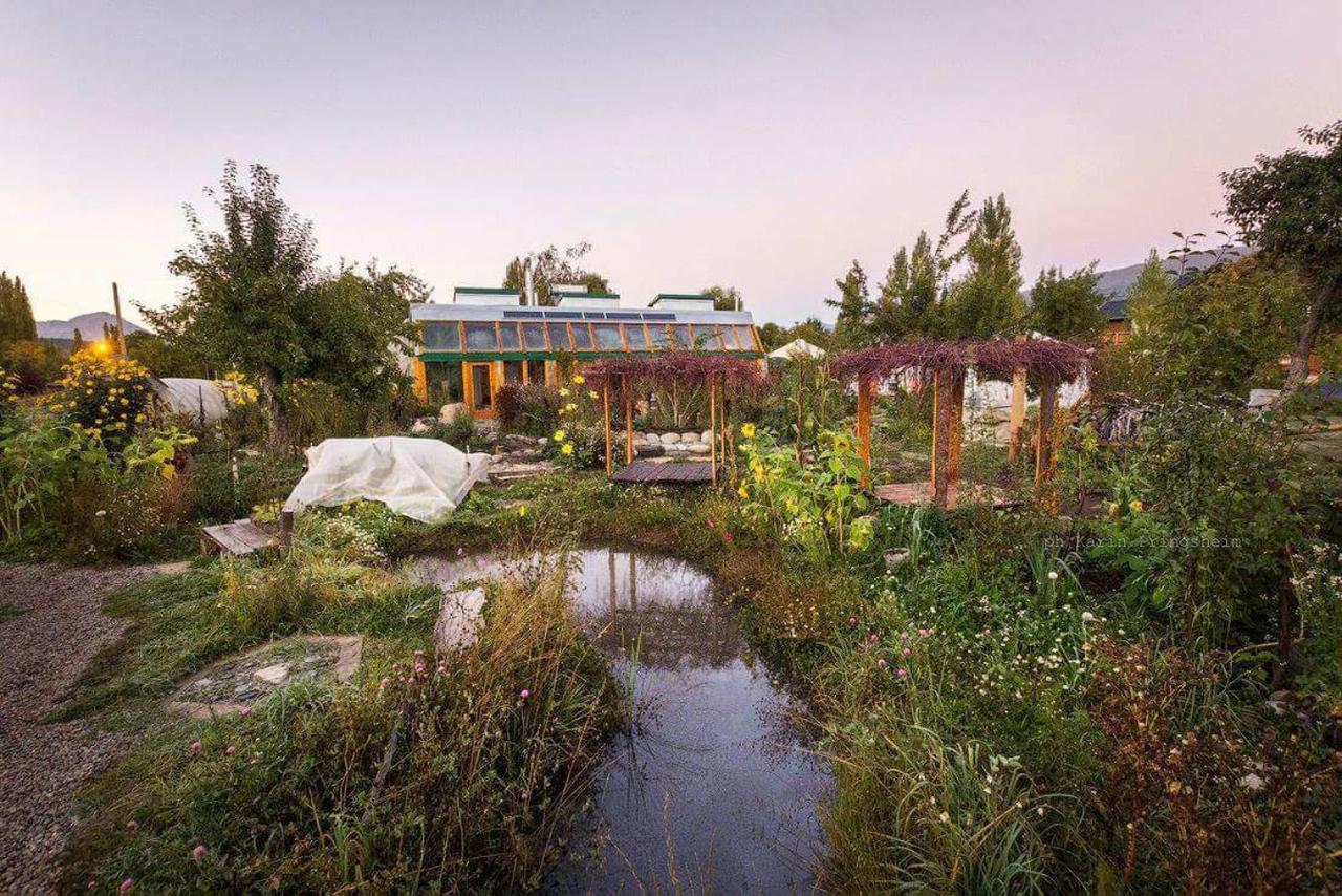 Earthship Patagonia Eco Accommodations เอลโบลซอน ภายนอก รูปภาพ